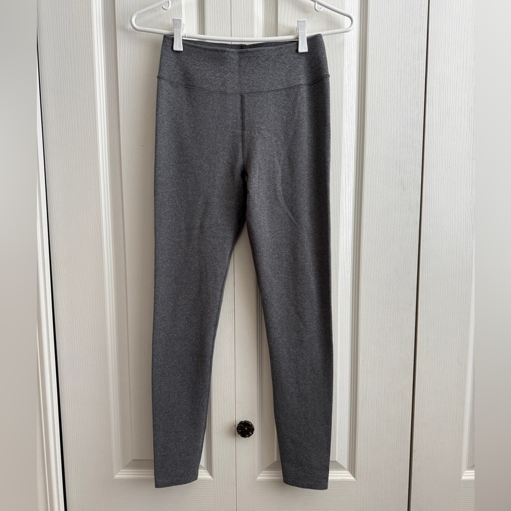 Uniqlo Heather Gray Leggings